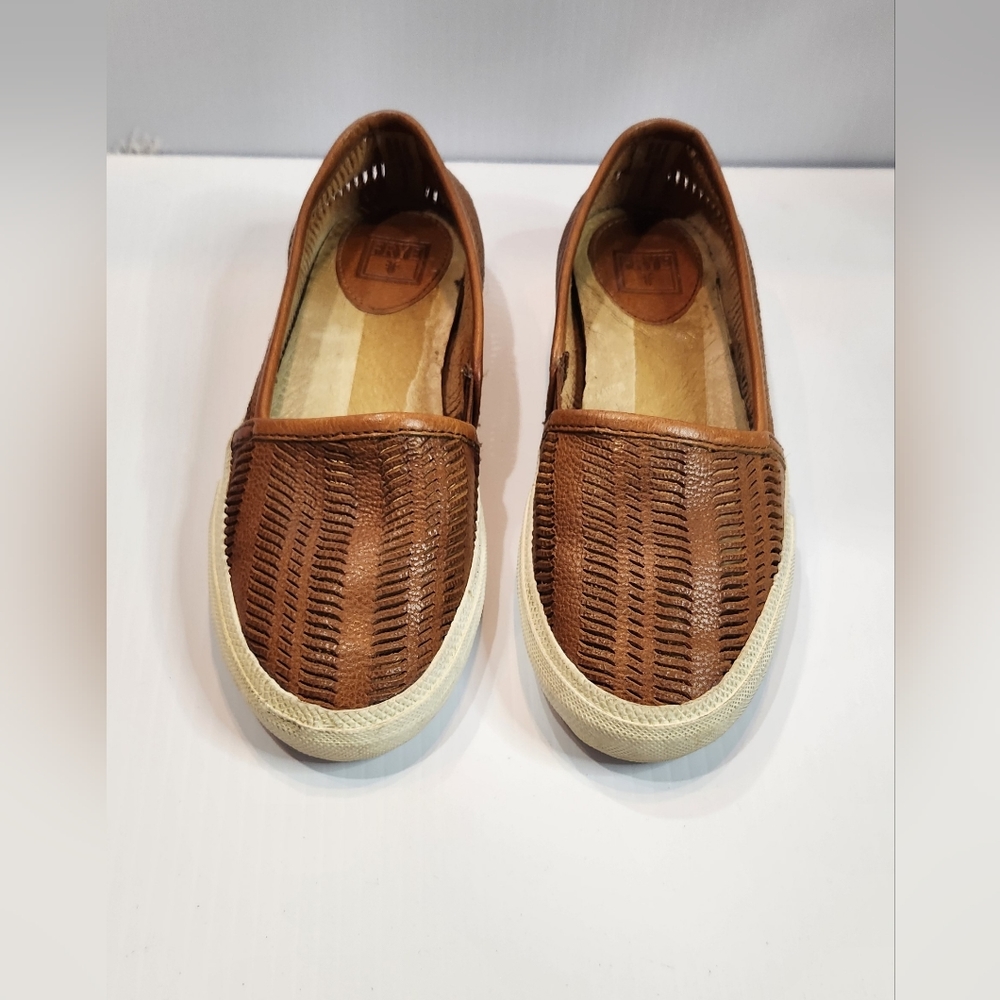 Frye Kira Slip on loafers size 6